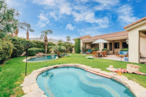 Firefly by AvantStay Spacious Backyard w Pool Hot Tub